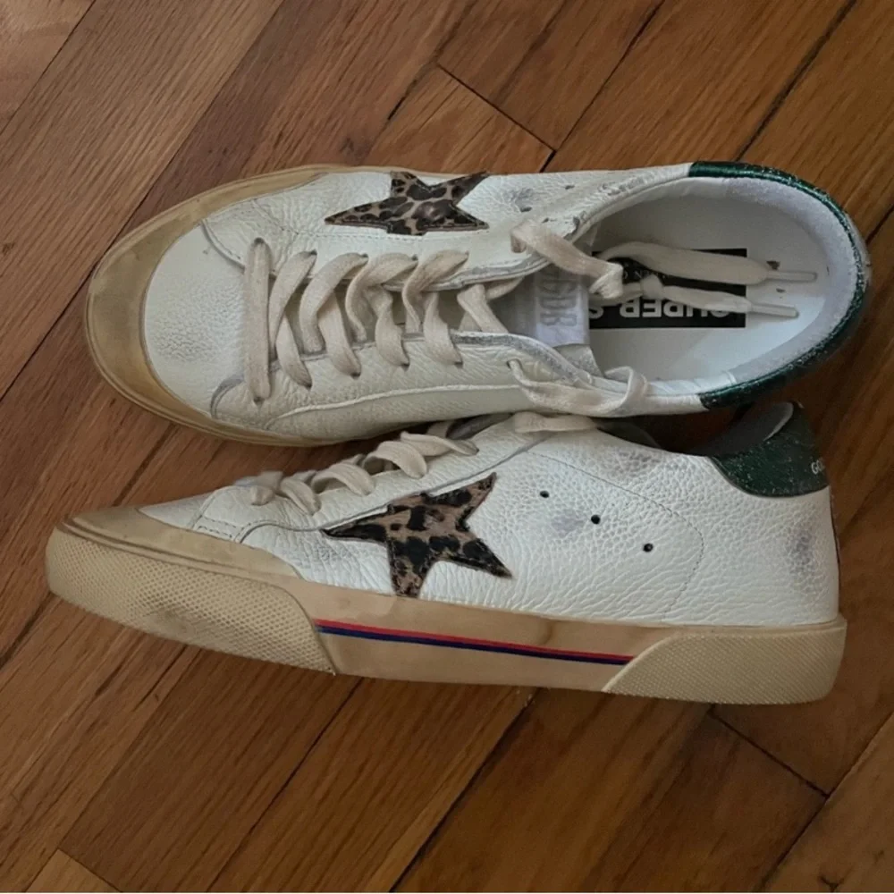 Golden Goose White and Green Sneakers - Picture 6 of 12